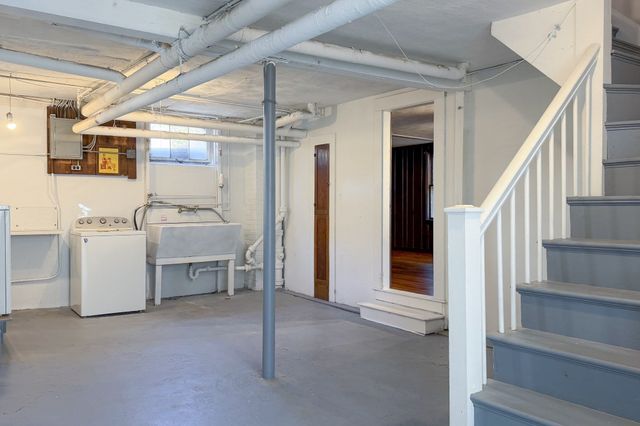 54 Temple St, Arlington, MA 02476