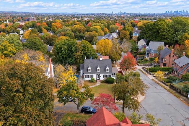 54 Temple St, Arlington, MA 02476