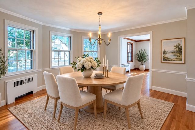 54 Temple St, Arlington, MA 02476
