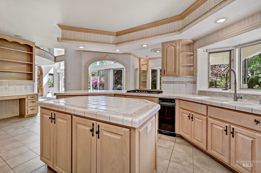 9400 W Pebble Brook Lane, Garden City, ID 83714 photo 15