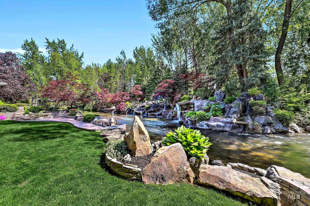 9400 W Pebble Brook Lane, Garden City, ID 83714 photo 35