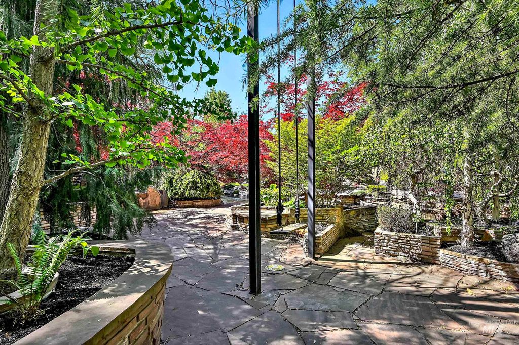 9400 W Pebble Brook Lane, Garden City, ID 83714 photo 40