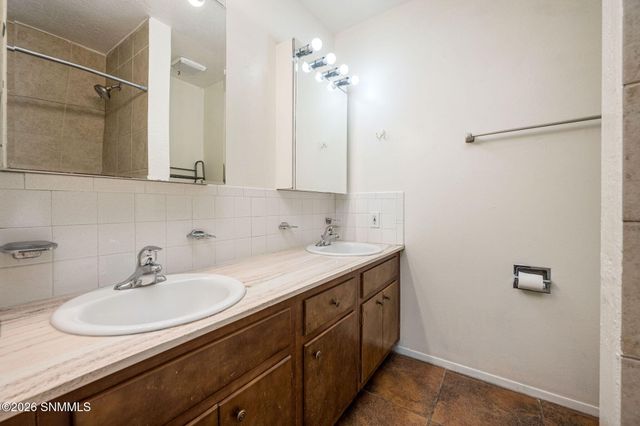 1936 Bromilow Street, Las Cruces, NM 88001