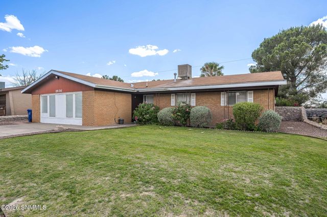 1936 Bromilow Street, Las Cruces, NM 88001