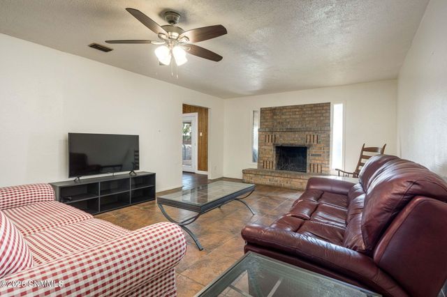 1936 Bromilow Street, Las Cruces, NM 88001