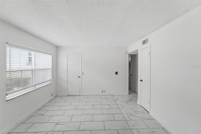 424 WINDMEADOWS STREET 424, Altamonte Springs, FL 32701
