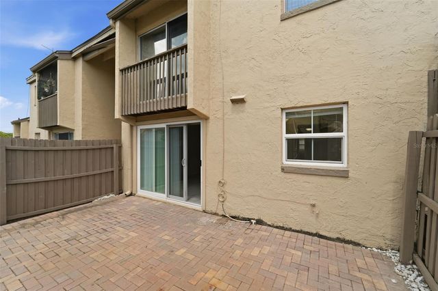 424 WINDMEADOWS STREET 424, Altamonte Springs, FL 32701