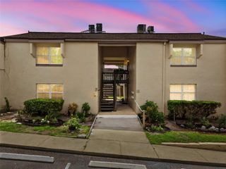 424 WINDMEADOWS STREET 424, Altamonte Springs, FL 32701