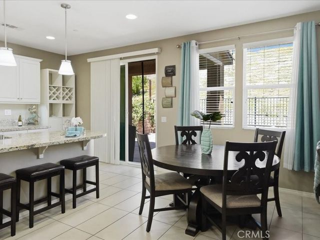 27364 Ellery Place, Saugus, CA 91350