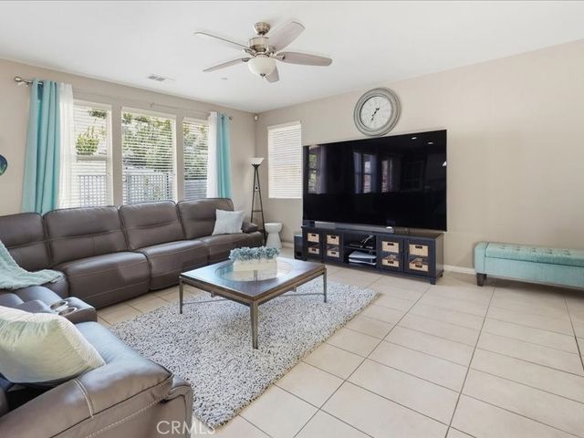 27364 Ellery Place, Saugus, CA 91350