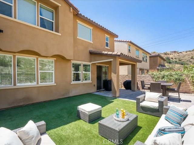 27364 Ellery Place, Saugus, CA 91350