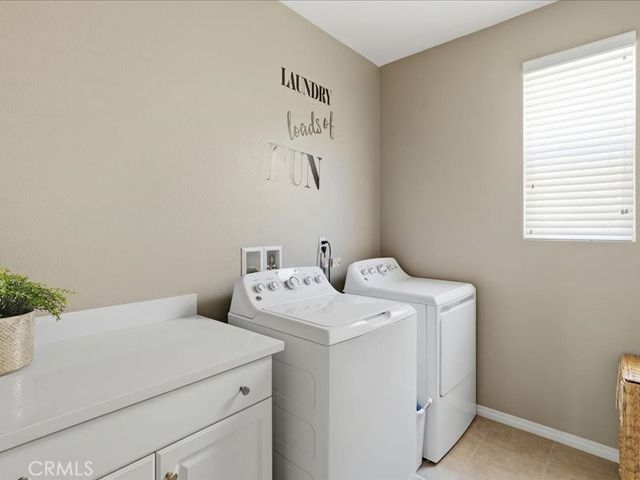 27364 Ellery Place, Saugus, CA 91350