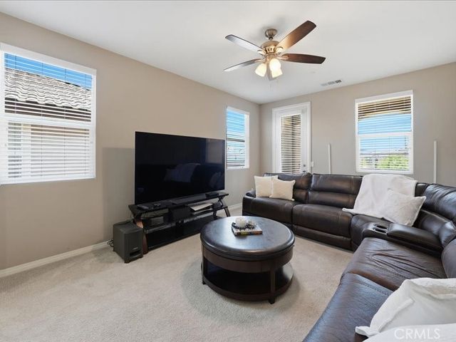 27364 Ellery Place, Saugus, CA 91350