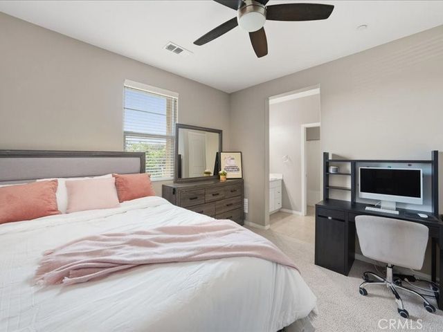27364 Ellery Place, Saugus, CA 91350