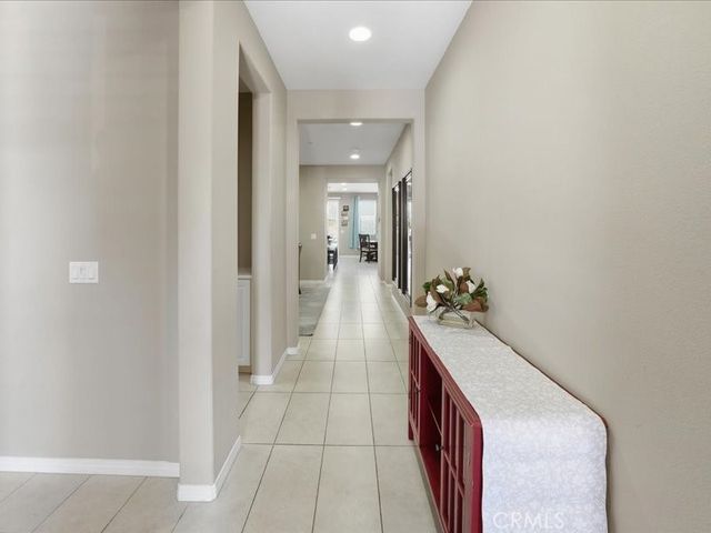 27364 Ellery Place, Saugus, CA 91350