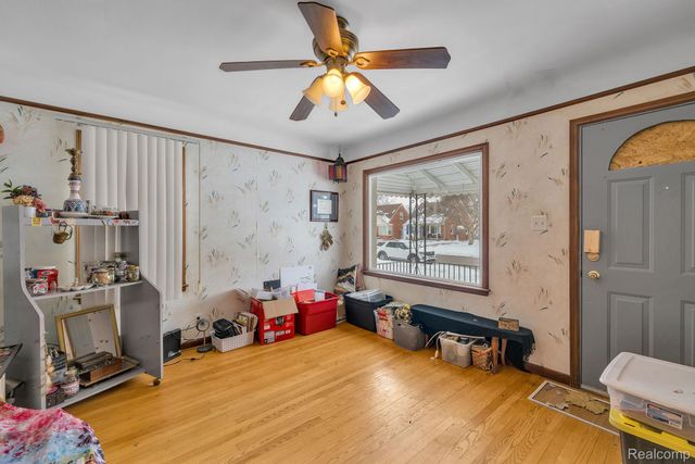 630 N Denwood Street, Dearborn, MI 48128