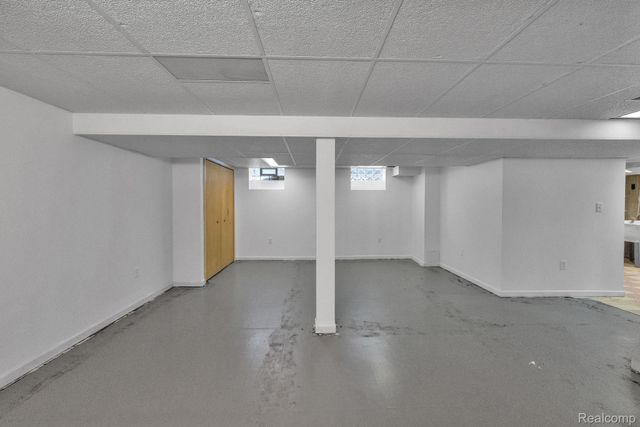 630 N Denwood Street, Dearborn, MI 48128