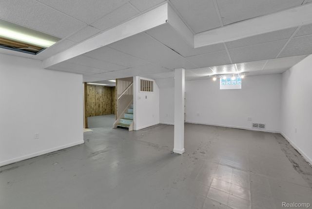 630 N Denwood Street, Dearborn, MI 48128