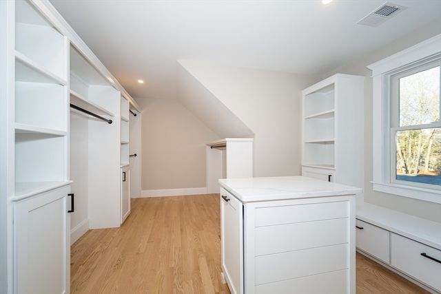 6 Briar Ln, Natick, MA 01760