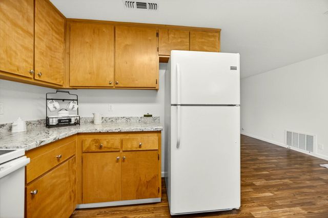 815 SE 11th Street, Grants Pass, OR 97526