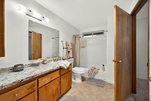 815 SE 11th Street, Grants Pass, OR 97526