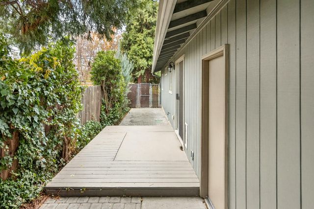 815 SE 11th Street, Grants Pass, OR 97526