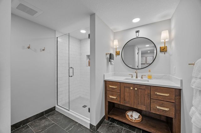 10620 173rd Street W, Lakeville, MN 55044