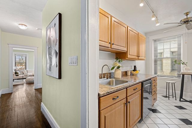 1758 Commonwealth Ave 12, Boston, MA 02135