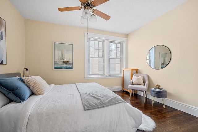 1758 Commonwealth Ave 12, Boston, MA 02135