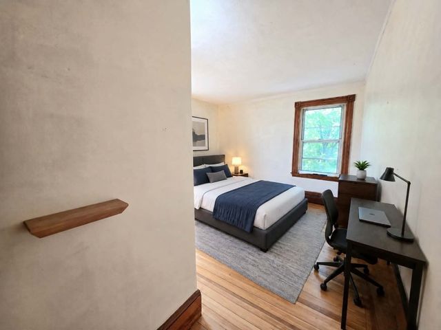 90 Congress St 4R, Salem, MA 01970