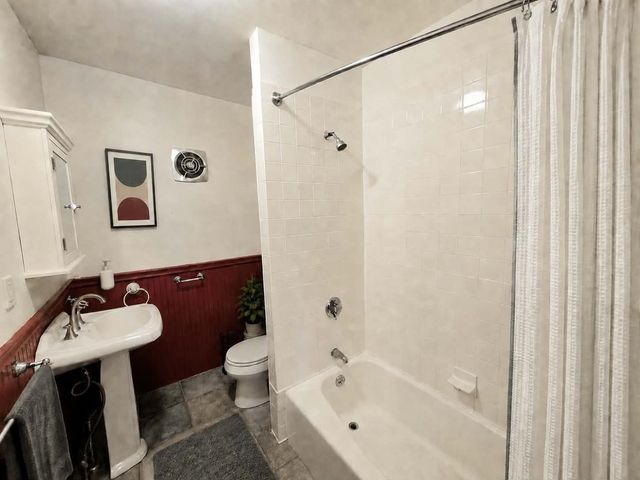 90 Congress St 4R, Salem, MA 01970