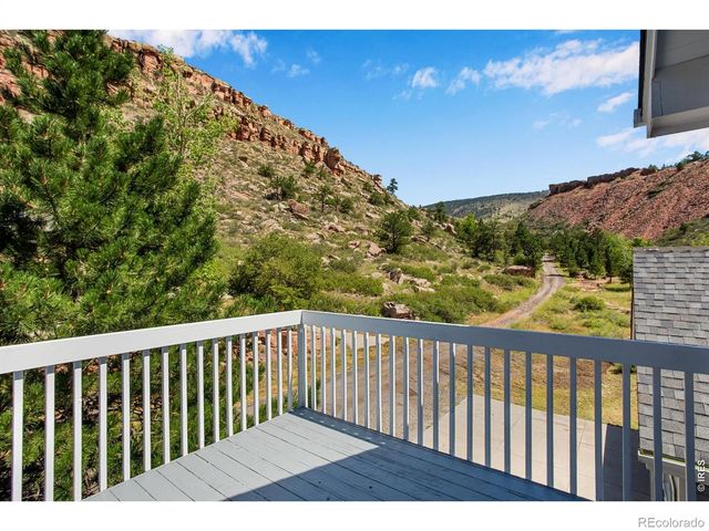 9 Eagle Nest Lane, Lyons, CO 80540
