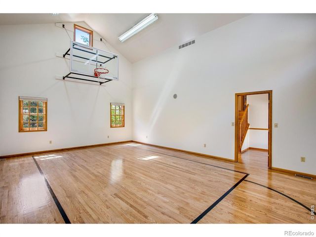 9 Eagle Nest Lane, Lyons, CO 80540