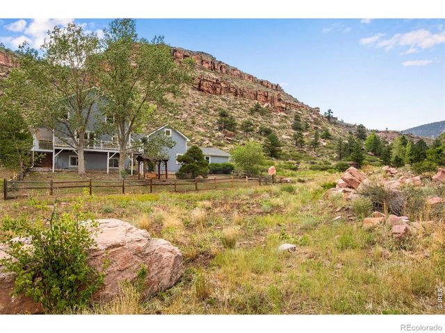 9 Eagle Nest Lane, Lyons, CO 80540