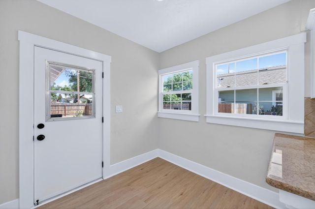 930 N Arthur Avenue, Fresno, CA 93728