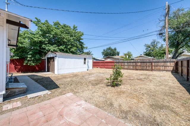 930 N Arthur Avenue, Fresno, CA 93728
