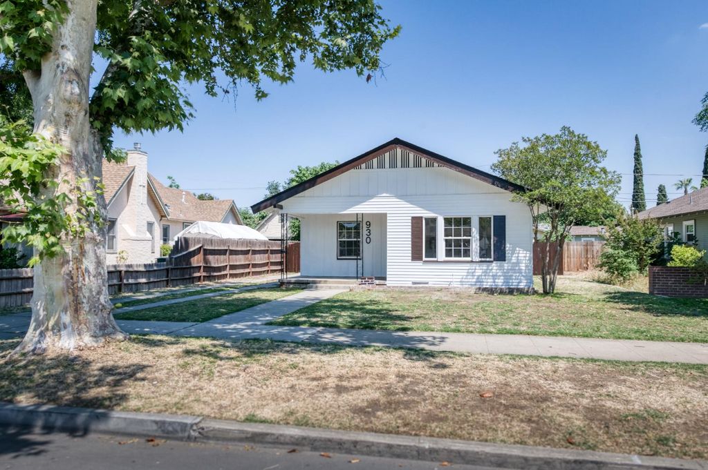 930 N Arthur Avenue, Fresno, CA 93728