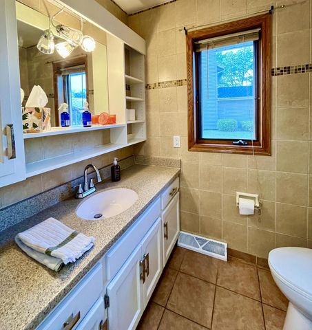 4480 W Terry AVENUE, Brown Deer, WI 53223