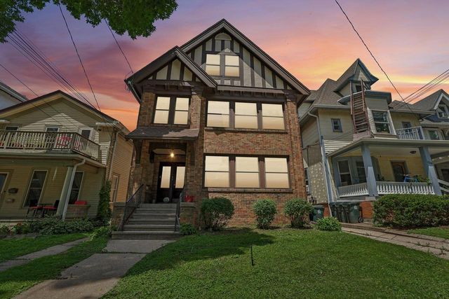 926 Spaight Street, Madison, WI 53703