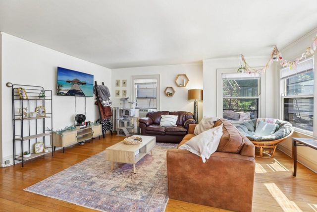926 Spaight Street, Madison, WI 53703