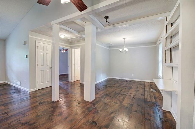 427 Jewell Cole Road, Hiram, GA 30141