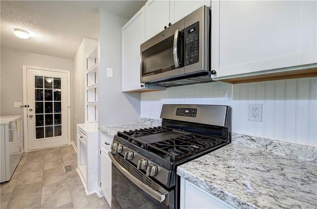 427 Jewell Cole Road, Hiram, GA 30141