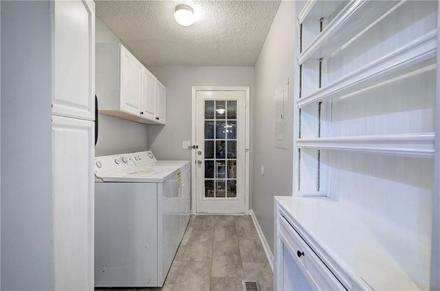 427 Jewell Cole Road, Hiram, GA 30141