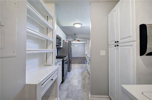427 Jewell Cole Road, Hiram, GA 30141
