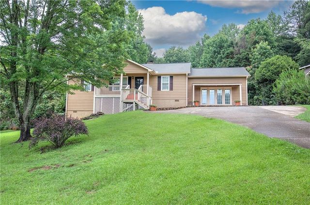 427 Jewell Cole Road, Hiram, GA 30141