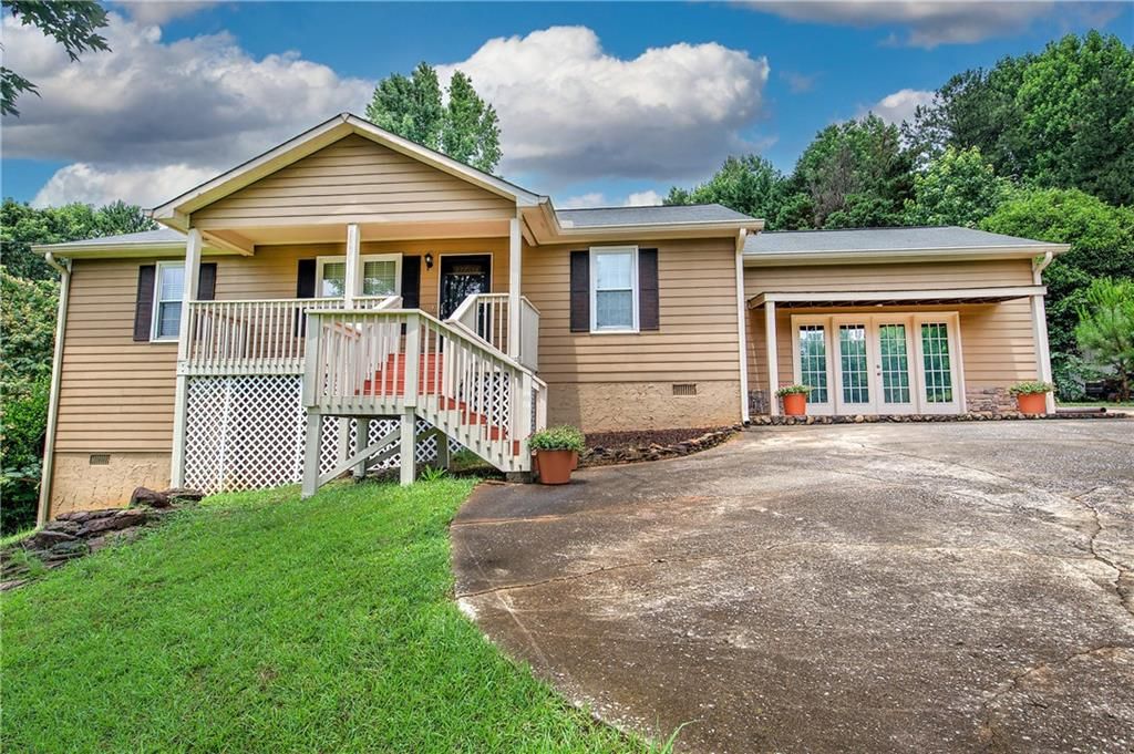 427 Jewell Cole Road, Hiram, GA 30141