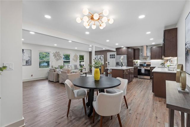 2921 Pine Valley Circle, East Point, GA 30344