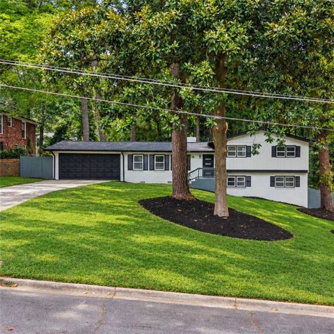 2921 Pine Valley Circle, East Point, GA 30344