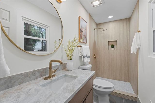 2921 Pine Valley Circle, East Point, GA 30344