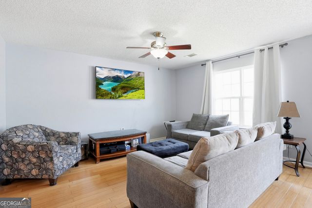 5339 Creekview Lane, Morrow, GA 30260